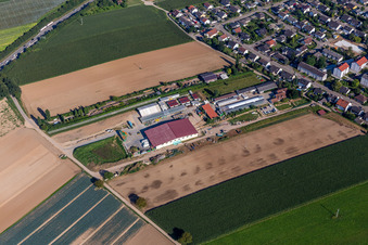 Luftaufnahme von Kugelmann Bio-Bauer in Kandel im Bundesland Rheinland-Pfalz, Deutschland