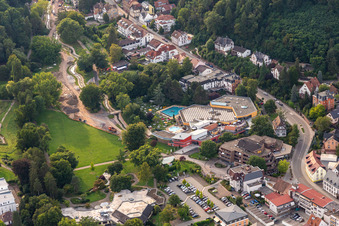 Südpfalz Therme in Bad Bergzabern im Bundesland Rheinland-Pfalz, Deutschland aus der Luft