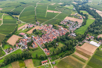 Drohnenaufname von Ortsteil Klingen in Heuchelheim-Klingen im Bundesland Rheinland-Pfalz, Deutschland