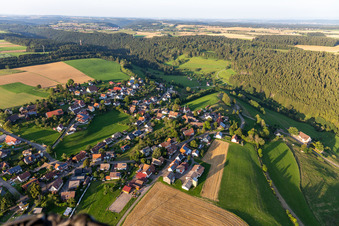 Luftaufnahme von Ortsteil Römlinsdorf in Alpirsbach im Bundesland Baden-Württemberg, Deutschland