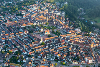 Größter Marktplatz Deutschlands in Freudenstadt im Bundesland Baden-Württemberg von oben
