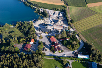 Kiesgrube Bad Schussenried-Sattenbeuren von Betonwerk Rieger GmbH & Co. KG und Wirtschaft zum Torfwerk im Bundesland Baden-Württemberg, Deutschland
