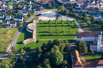 Luftbild von Kloster Schussenried im Ortsteil Roppertsweiler in Bad Schussenried im Bundesland Baden-Württemberg, Deutschland