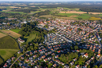 Aulendorf von Südwesten im Bundesland Baden-Württemberg, Deutschland