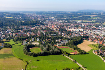 Stadtansicht aus Norden mit RWU Hochschule Ravensburg-Weingarten University of Applied Sciences und PH Weingarten in Weingarten bei Ravensburg im Bundesland Baden-Württemberg, Deutschland