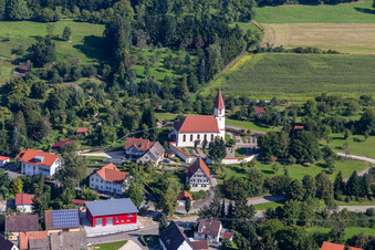 Evang. Kirche im Ortsteil Pflummern in Riedlingen im Bundesland Baden-Württemberg, Deutschland