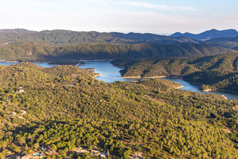 Stausee: Lac cassien - Fayence in Montauroux im Bundesland Var, Frankreich