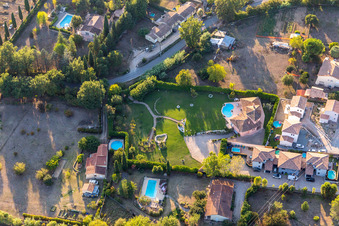 Luftbild von Montauroux im Bundesland Var, Frankreich