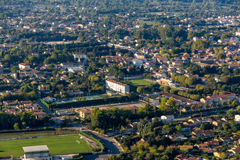 Stade de la Petite Crau im Ortsteil Partie Nord Est in Saint-Rémy-de-Provence im Bundesland Bouches-du-Rhône, Frankreich