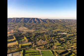 Massif des Alpilles im Ortsteil Partie Nord Est in Saint-Rémy-de-Provence im Bundesland Bouches-du-Rhône, Frankreich