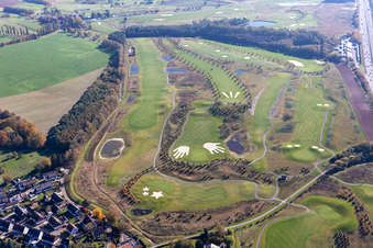 Gelände des Golfplatz Golfpark Karlsruhe GOLF absolute in Karlsruhe im Ortsteil Hohenwettersbach im Bundesland Baden-Württemberg, Deutschland von oben