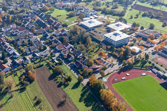 Gymnasium Karlsbad,  Gemeinschaftsschule Karlsbad-Waldbronn im Ortsteil Langensteinbach im Bundesland Baden-Württemberg, Deutschland