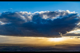 Luftaufnahme von Ortsteil Rechtenbach in Schweigen-Rechtenbach im Bundesland Rheinland-Pfalz, Deutschland
