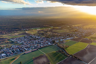 Steinfeld im Bundesland Rheinland-Pfalz, Deutschland aus der Vogelperspektive