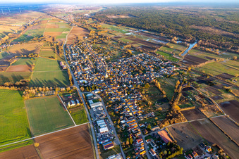 Drohnenbild von Steinfeld im Bundesland Rheinland-Pfalz, Deutschland