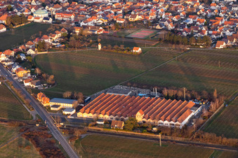 Mußbach, METALLWERK in Neustadt an der Weinstraße im Bundesland Rheinland-Pfalz, Deutschland