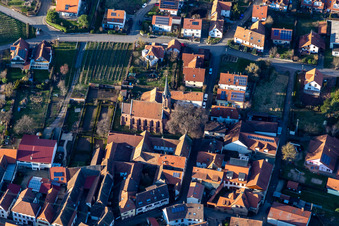 Protestantische Kirche in Birkweiler im Bundesland Rheinland-Pfalz, Deutschland