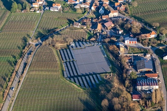 Photovoltaic statt Sportplatz in Böchingen im Bundesland Rheinland-Pfalz, Deutschland