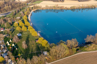 Luftaufnahme von Camping Municipal des Mouettes in Lauterbourg im Bundesland Bas-Rhin, Frankreich