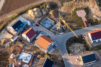 Neubaugebiet K2 in Kandel im Bundesland Rheinland-Pfalz, Deutschland von einer Drohne aus