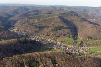Luftbild von Eußerthal im Bundesland Rheinland-Pfalz, Deutschland