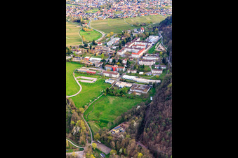 Pfalzklinik Landeck aus Norden in Klingenmünster im Bundesland Rheinland-Pfalz, Deutschland
