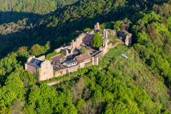 Luftbild von Madenburg bei Eschbach im Bundesland Rheinland-Pfalz, Deutschland