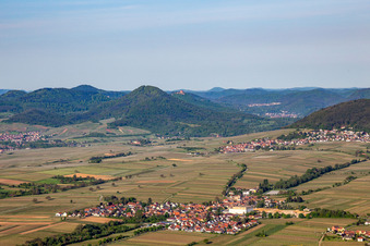 Böchingen im Bundesland Rheinland-Pfalz, Deutschland aus der Luft betrachtet