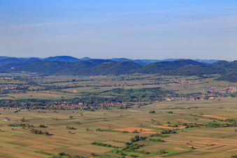 Südpfalzpanorama von Ranschbach bis Klingenmünster in Göcklingen im Bundesland Rheinland-Pfalz, Deutschland
