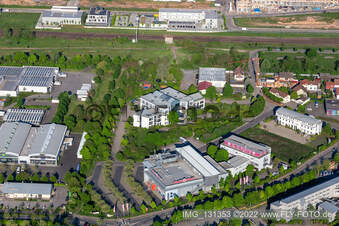 MediaMarkt im Ortsteil Queichheim in Landau in der Pfalz im Bundesland Rheinland-Pfalz, Deutschland