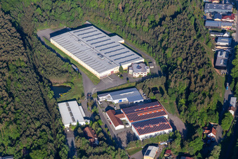 Luftbild von Schumacher Packaging GmbH Werk Hauenstein im Bundesland Rheinland-Pfalz, Deutschland