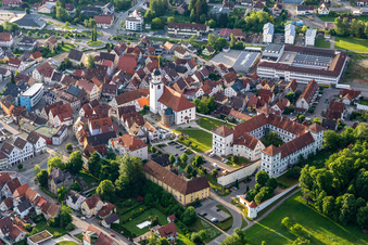 Schloss Meßkirch und Kirche St. Martin im Bundesland Baden-Württemberg, Deutschland