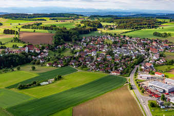 Ortsteil Herdwangen in Herdwangen-Schönach im Bundesland Baden-Württemberg, Deutschland von oben