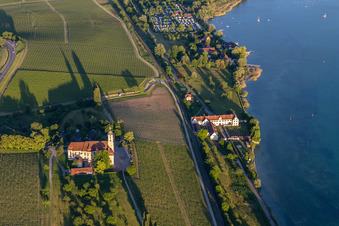 Luftbild von Zisterzienser-Priorat Kloster Birnau im Ortsteil Seefelden in Uhldingen-Mühlhofen im Bundesland Baden-Württemberg, Deutschland