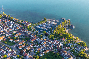 Sportboothafen Unteruhldingen in Uhldingen-Mühlhofen im Bundesland Baden-Württemberg, Deutschland