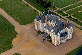 Le Domaine de La Pierre bei Coudrecieux in der Sarthe, Frankreich