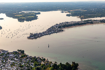 Luftbild von Île-Tudy im Bundesland Finistère, Frankreich