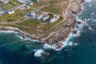 Luftaufnahme von Ortsteil St-Guenole-St Pierre in Penmarch im Bundesland Finistère, Frankreich