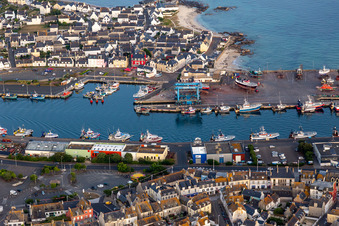 Hafen von Guilvine in Treffiagat im Bundesland Finistère, Frankreich aus der Luft