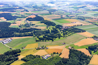 Luftaufnahme von Golf Club Schloßberg e.V im Ortsteil Altersberg in Reisbach im Bundesland Bayern, Deutschland