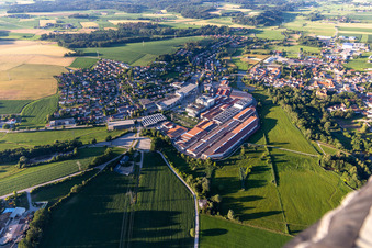 Schrägluftbild von Arnstorf im Bundesland Bayern, Deutschland