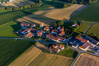 Luftbild von Ortsteil Freundorf in Aldersbach im Bundesland Bayern, Deutschland