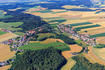 Dorfansicht von Nordosten im Ortsteil Oberköllnbach in Postau im Bundesland Bayern, Deutschland