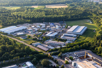 Industriegebiet im Horrenfeld Huttenheim in Philippsburg im Bundesland Baden-Württemberg, Deutschland