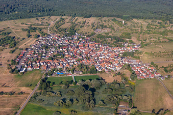 Luftaufnahme von Ortsteil Büchelberg in Wörth am Rhein im Bundesland Rheinland-Pfalz, Deutschland