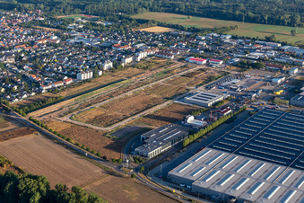 Luftbild von Erweiterungsfläche des Interpark in Offenbach an der Queich im Bundesland Rheinland-Pfalz, Deutschland