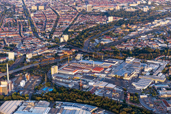 Michelin Reifenwerke AG & Co. KgaA im Ortsteil Grünwinkel in Karlsruhe im Bundesland Baden-Württemberg, Deutschland