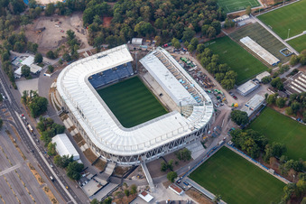 Neubaustelle des Wildparkstadion des Karlsruher Sport-Club GmbH & Co. KGaA im Ortsteil Innenstadt-Ost im Bundesland Baden-Württemberg, Deutschland aus der Luft