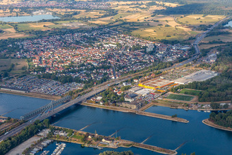 Rheinbrücken und Maximilian-Center Maximiliansau in Wörth am Rhein im Bundesland Rheinland-Pfalz, Deutschland