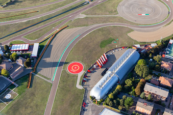 Luftaufnahme von Formel 1 Rennstrecke von Ferrari, Pista di Fiorano, Circuito di Fiorano in Fiorano Modenese im Bundesland Modena, Italien